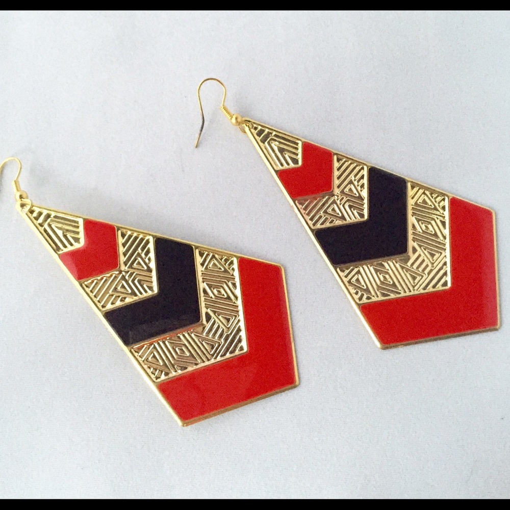 Chevron Pointers Earrings - Red
